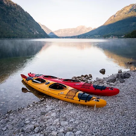 Near Grundlsee * Grundlsee